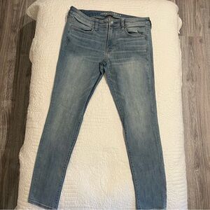 American Eagle skinny jeans